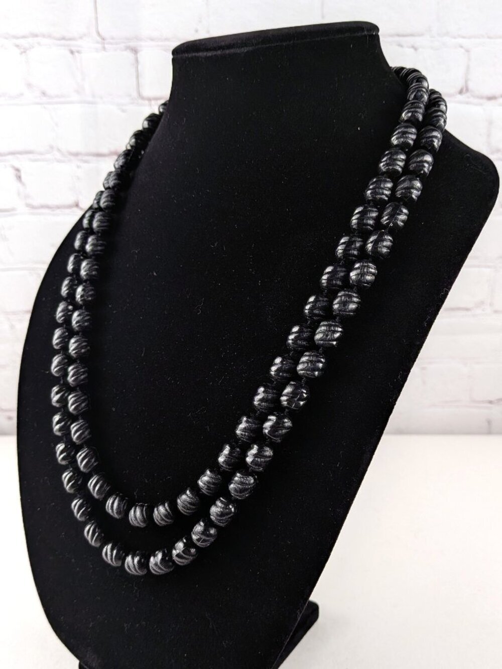 Vintage Double Strand Swirly Barrel Bead Necklace